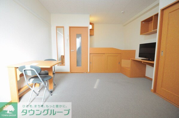 レオパレスチェリーガーデンAの物件内観写真